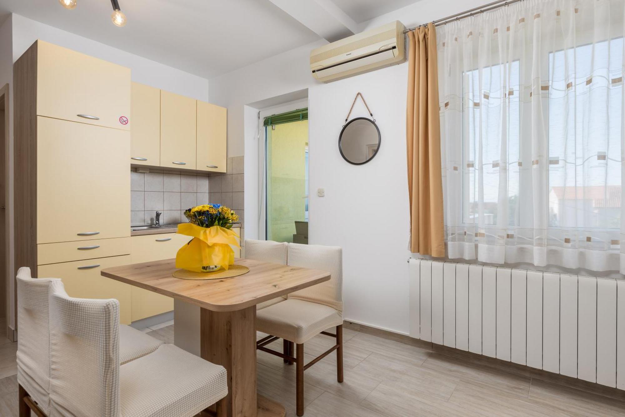 Apartments Kovacic Kraljevica Eksteriør bilde