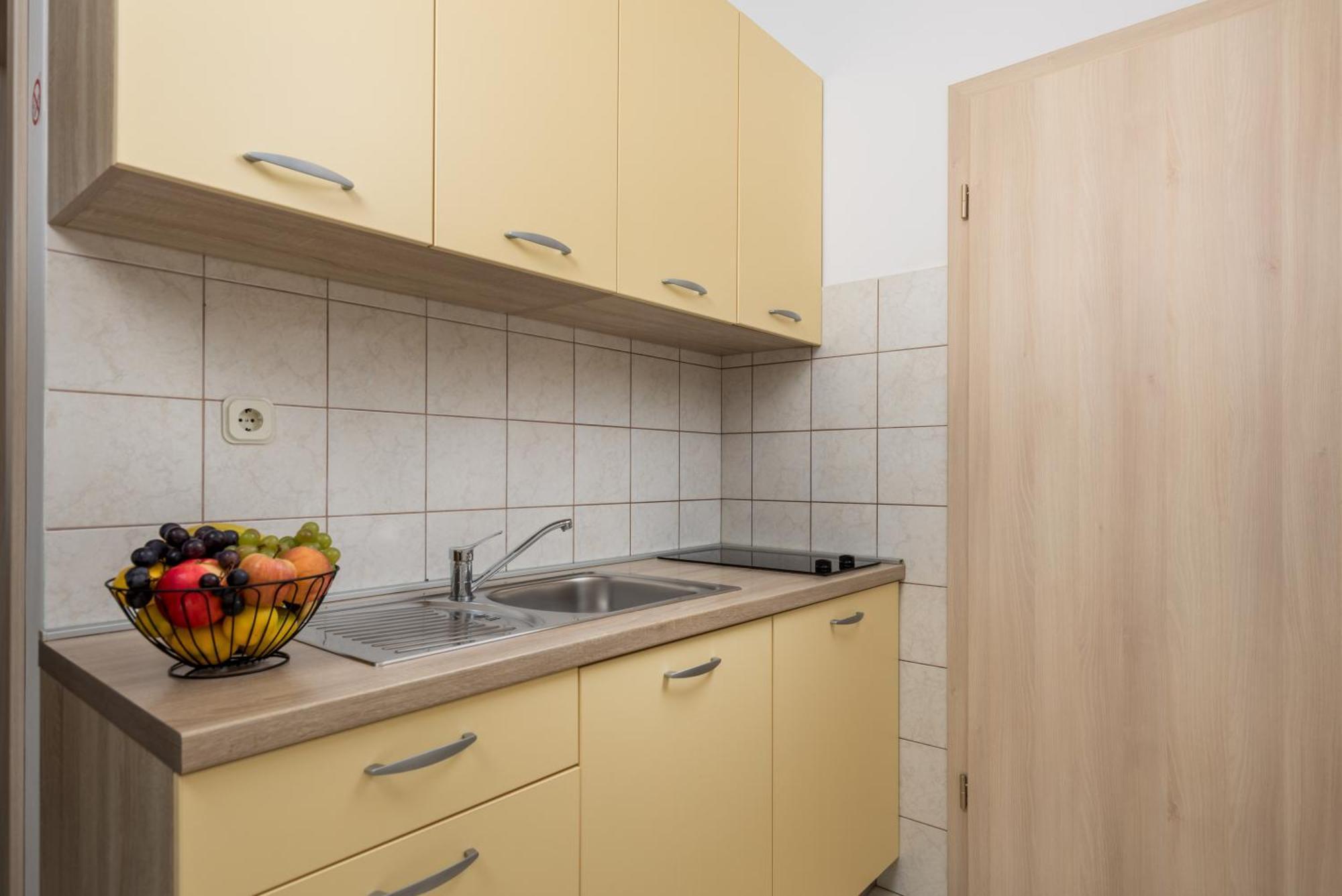 Apartments Kovacic Kraljevica Eksteriør bilde